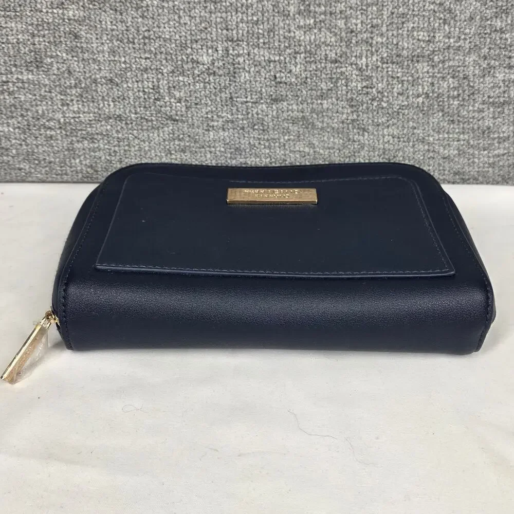 FERRAGAMO PARFUMS x AIR INDIA AMENITY POUCH – NAVY BLUE – GOLD HARDWARE – 8x6x2